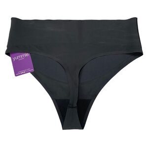 Yummie Thong Panty Underwear Womens Medium Black Solid‎ Kenna Mid Waist Stretch